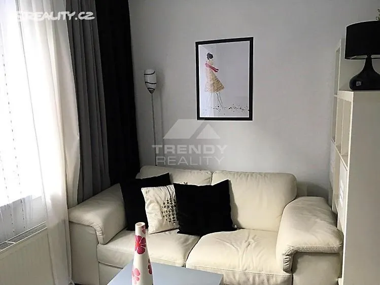 Lejlighed Apartman 2+Kk, 50 M2 V Klidne Lokalite. 10 Min Od Centra Prahy. Prag