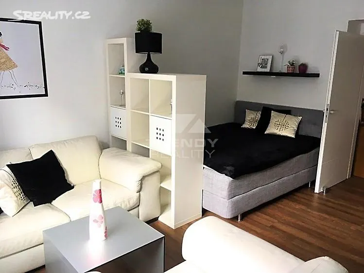 Lejlighed Apartman 2+Kk, 50 M2 V Klidne Lokalite. 10 Min Od Centra Prahy. Prag